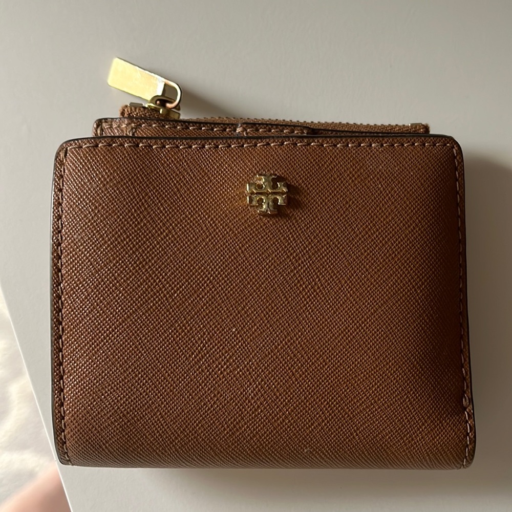 Tory Burch saffiano wallet in walnut color